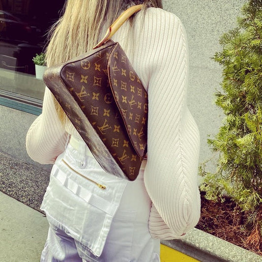 LOUIS VUITTON Looping bag