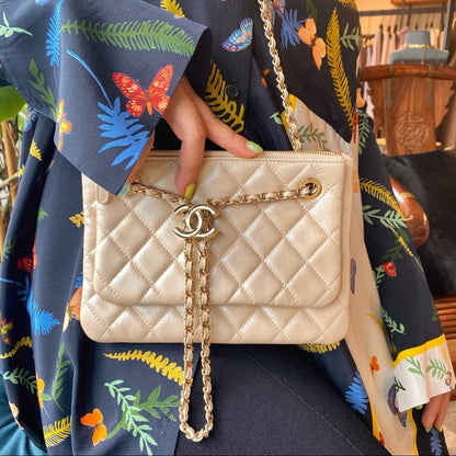 CHANEL 2020SS Pouch on Chain multiple-way bag