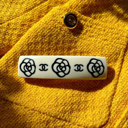 CHANEL   Camellia hair barrette