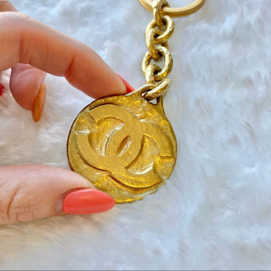 CHANEL gold key chain