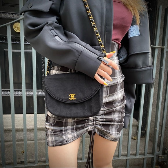 CHANEL   24k gold cloth shoulder bag