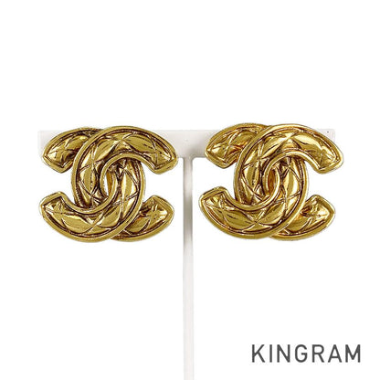 CHANEL Matrasse COCO Mark Earring