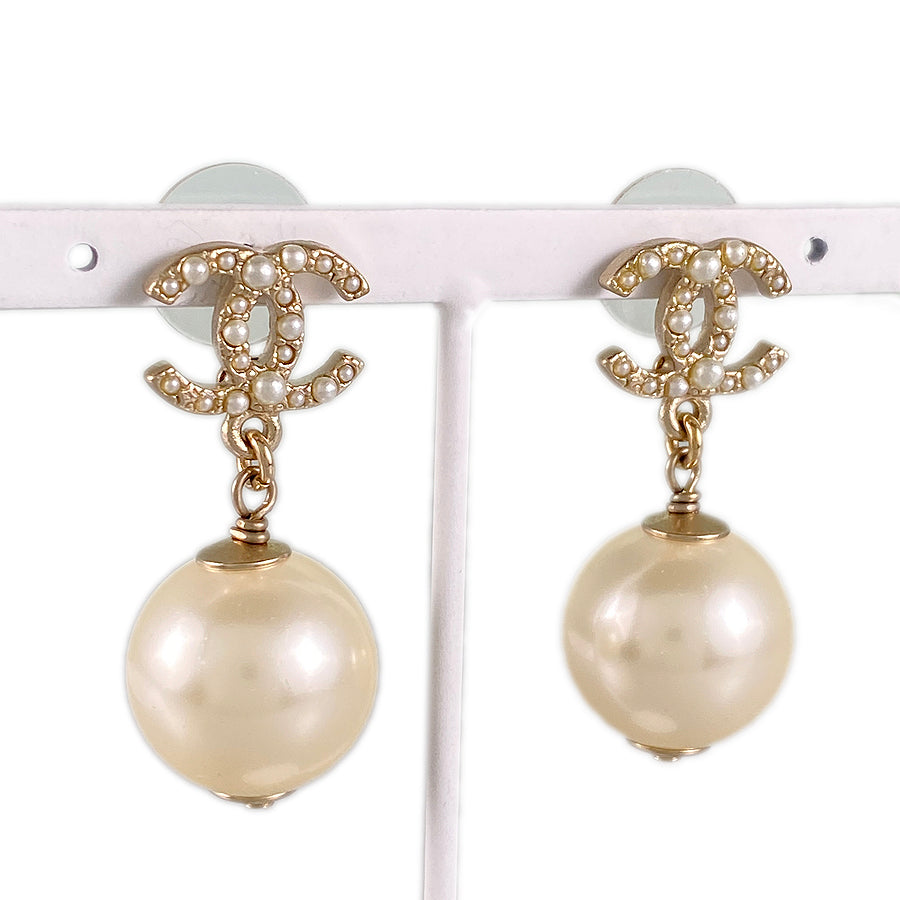 CHANEL COCO Mark Earring