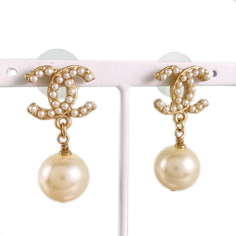 CHANEL COCO Mark Earring