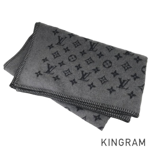 LOUIS VUITTON Monogram M75549 Blanket