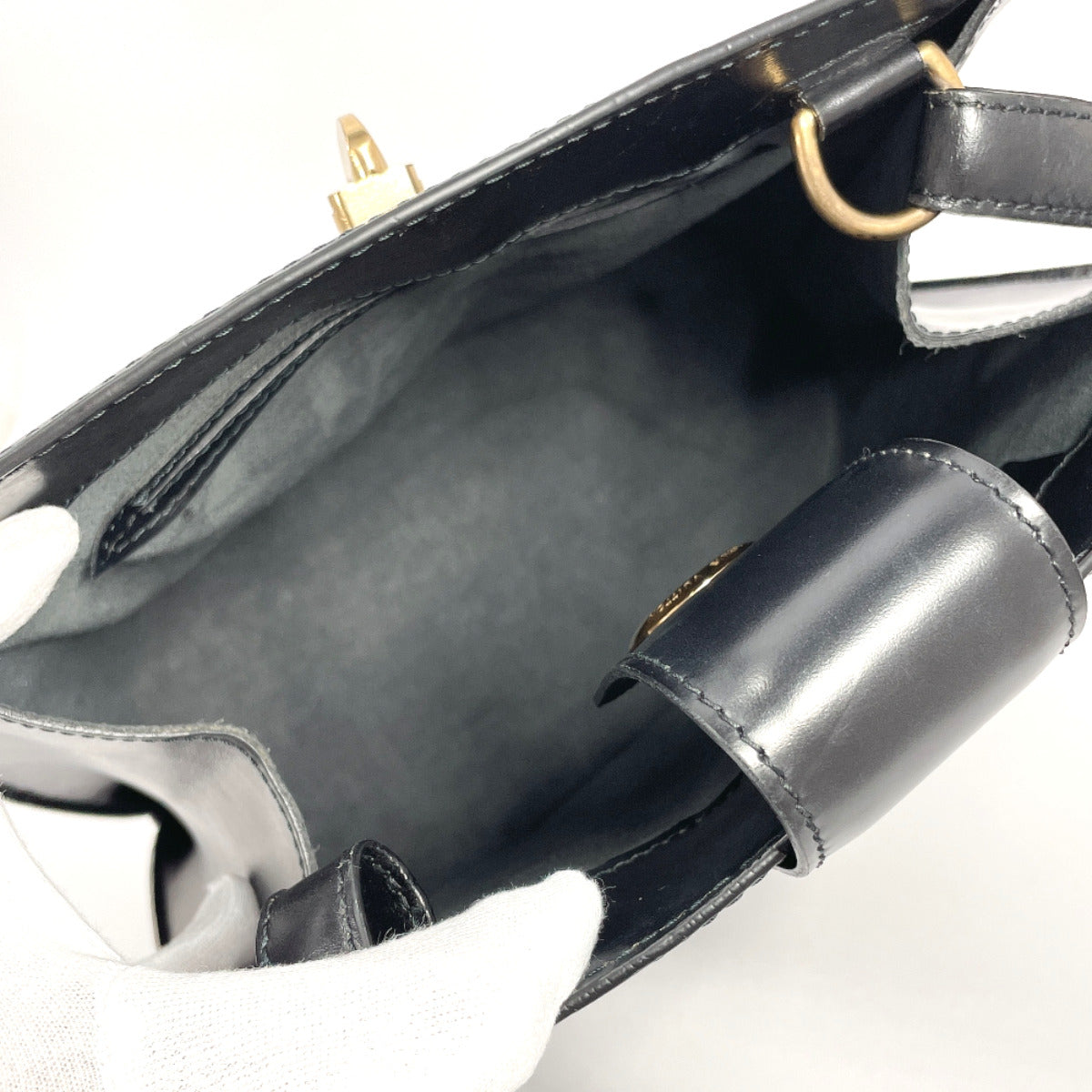 Louis Vuitton Epi Leather Cluny Shoulder Bag