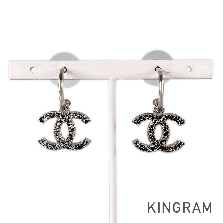 CHANEL COCO Mark earring