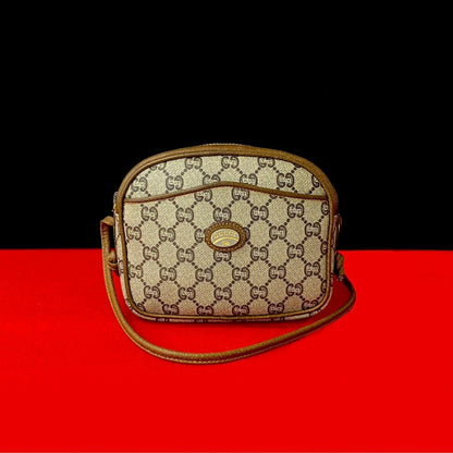 Gucci Old Gucci Plus Leather Shoulder Bag