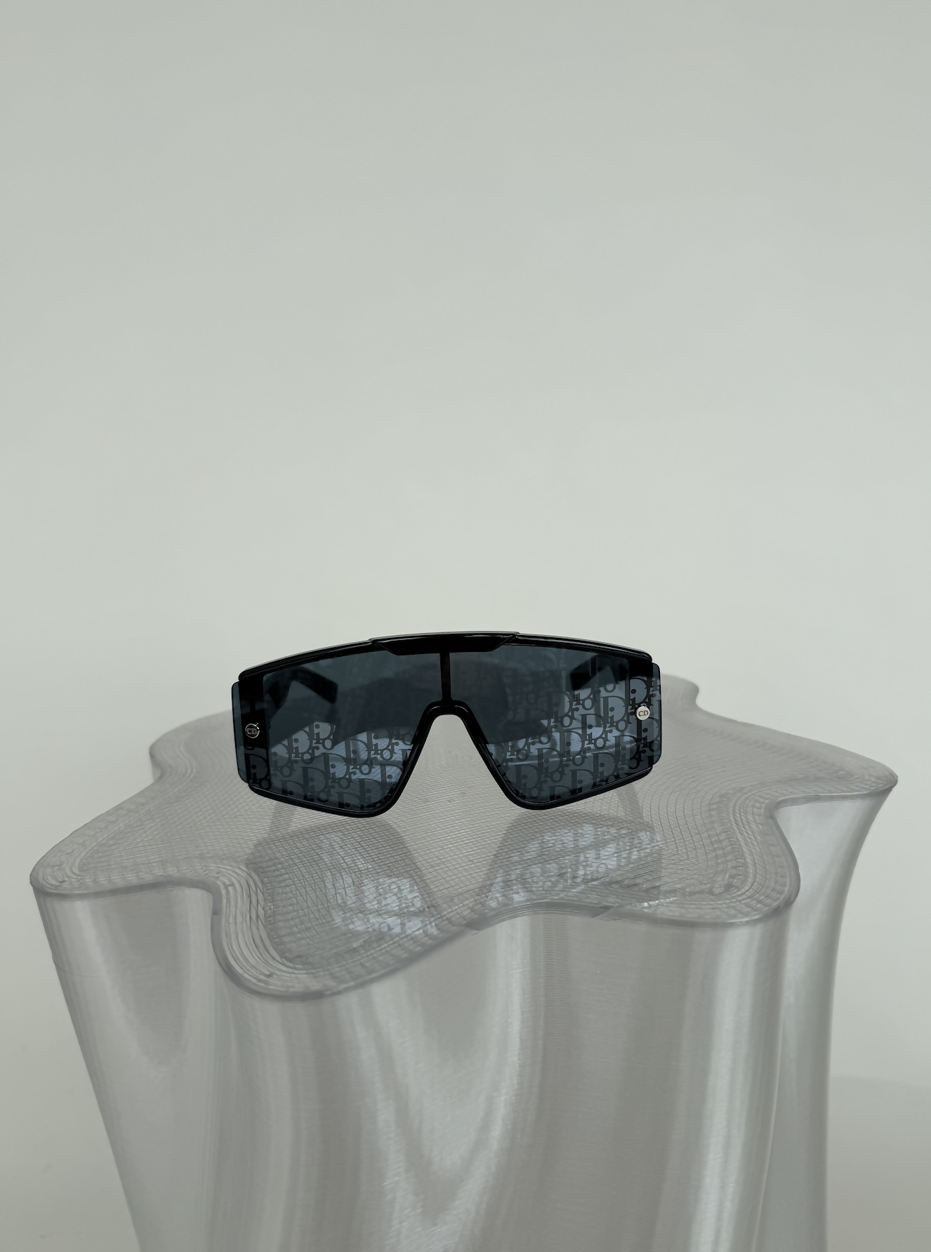 DIOR Wide - High Bridge Fit