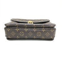 Louis Vuitton Pochette Metis Monogram Shoulder Bag