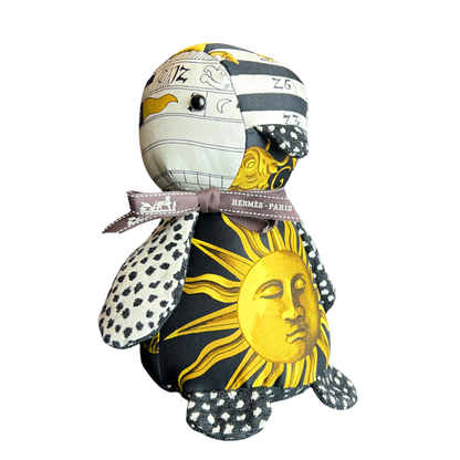 Astrologie   Silk Scarf Courageous Penguin