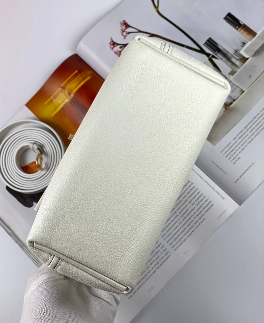 Luxury Hermes 24/24 Bag Evercolor with Swift 21  white Gold Hardware