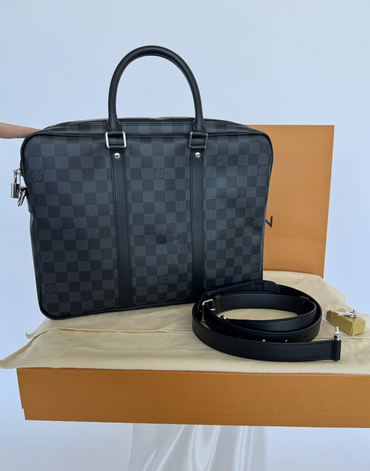 Louis Vuitton Porte-Documents Voyage PM – Damier Graphite – FULL SET