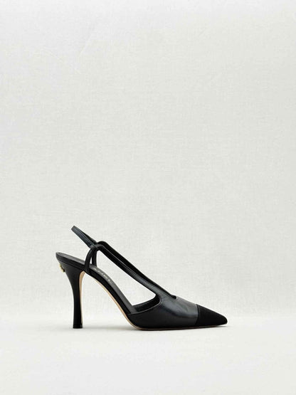 CHANEL Black Size EU 38.5 Slingbacks