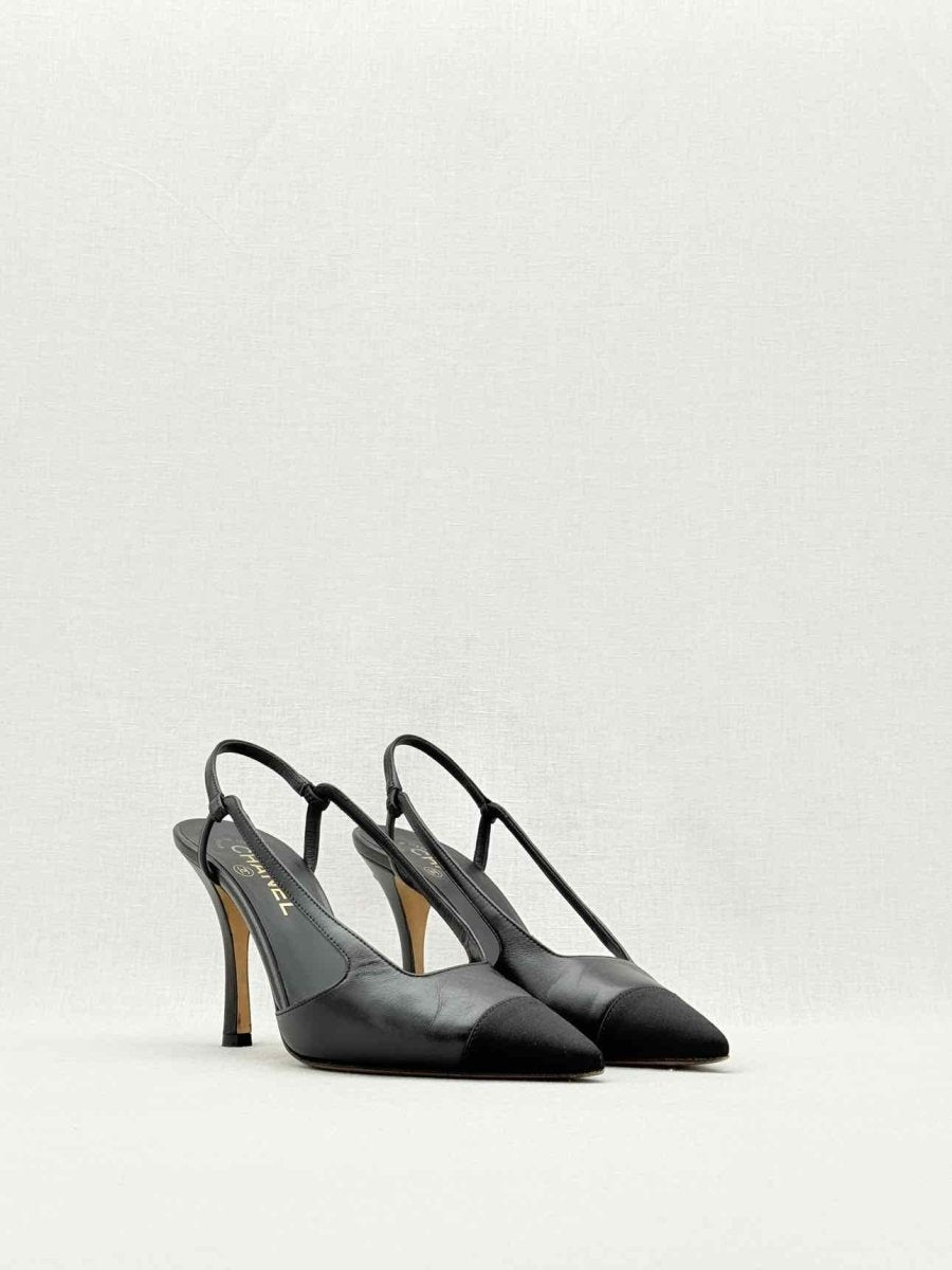 CHANEL Black Size EU 38.5 Slingbacks
