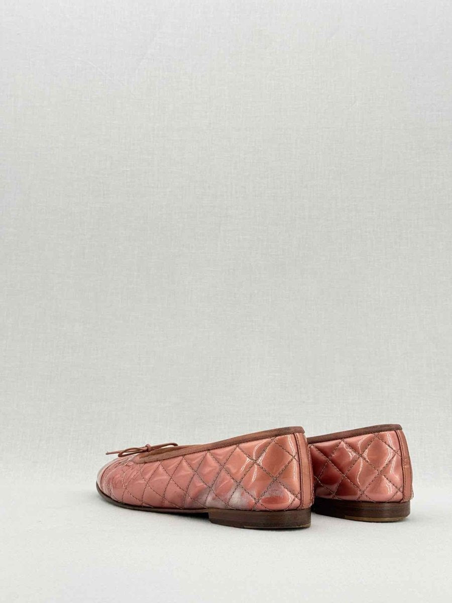 CHANEL Metallic Pink Quilted Size EU 40 Ballerinas