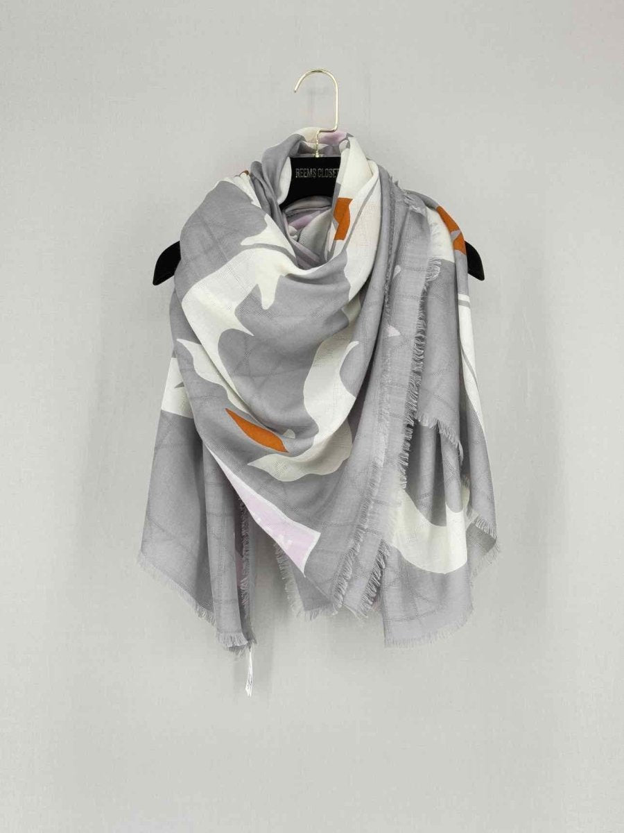 CHRISTIAN DIOR Grey Multicolor Leaf Print Scarf