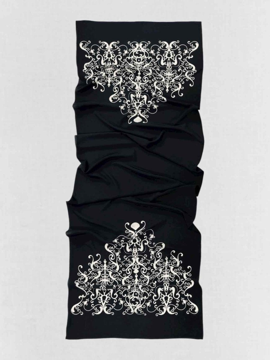 GUCCI Black Multicolor Printed Scarf
