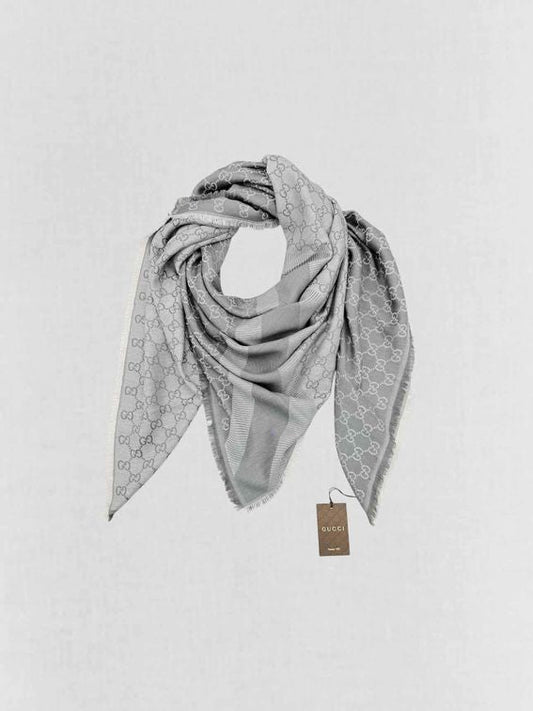 GUCCI Grey & White GG Scarf