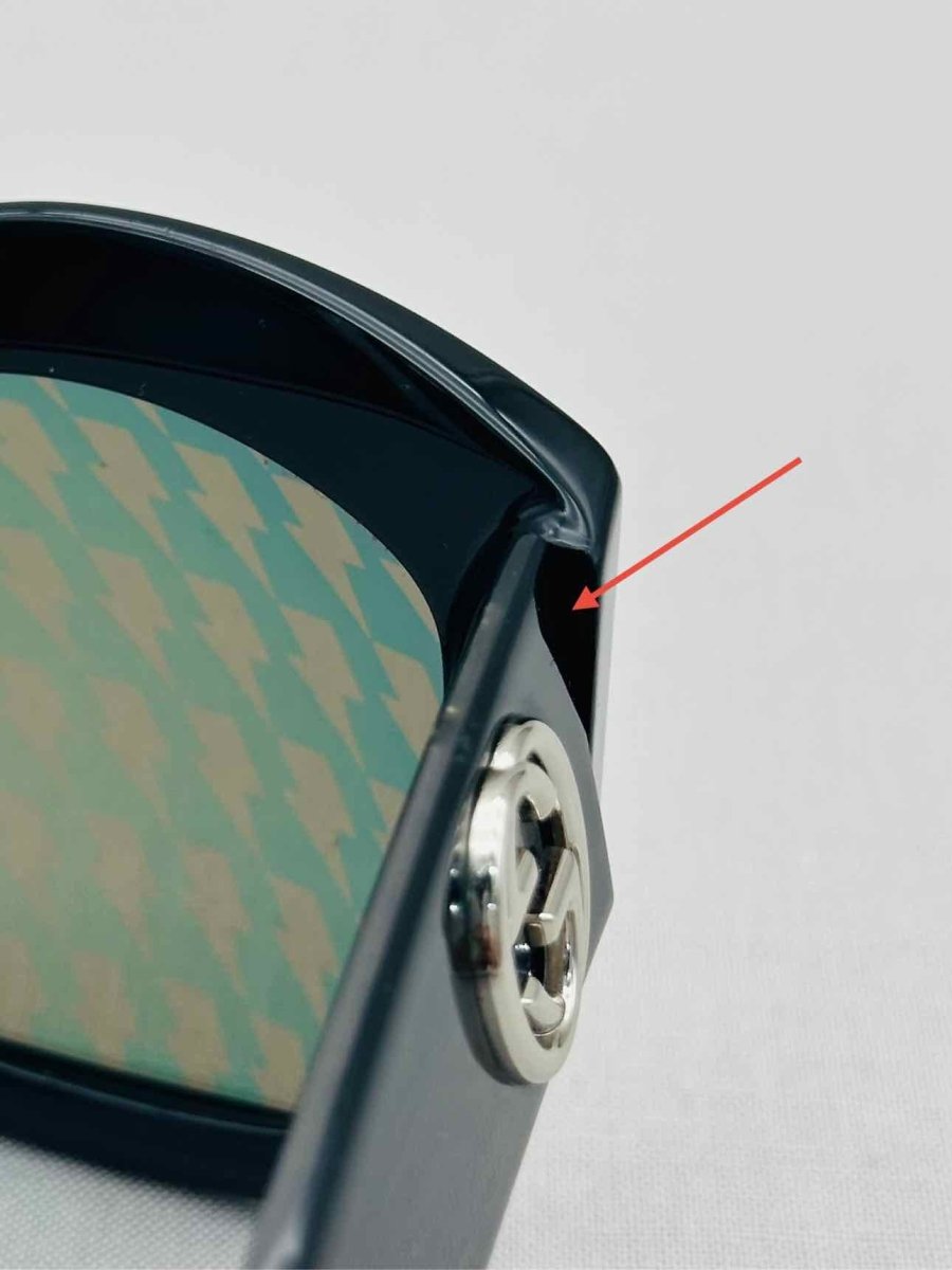 GUCCI Black Sunglasses