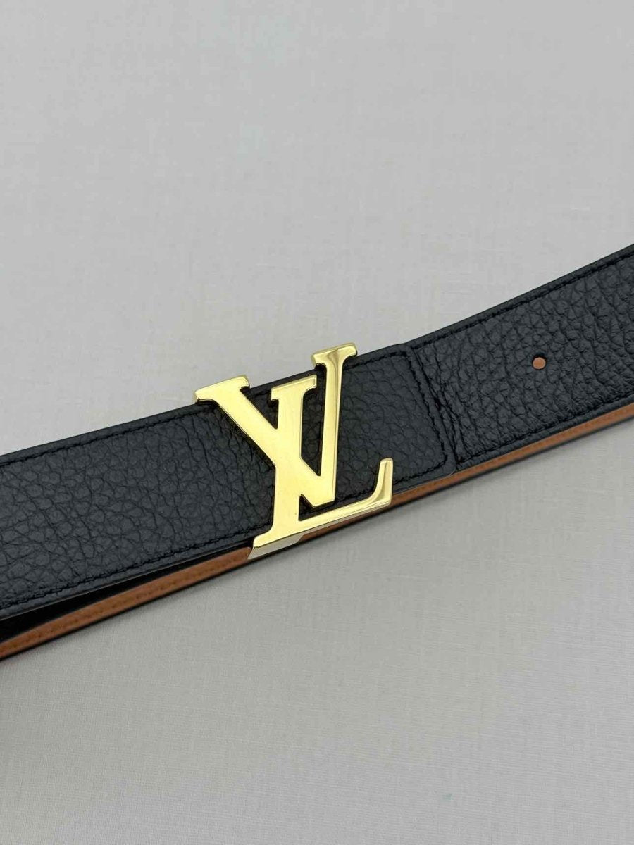 LOUIS VUITTON Black Belt