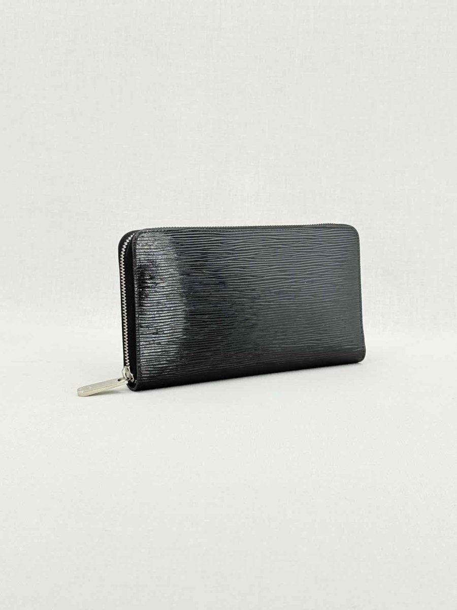 LOUIS VUITTON Black Continental Wallet