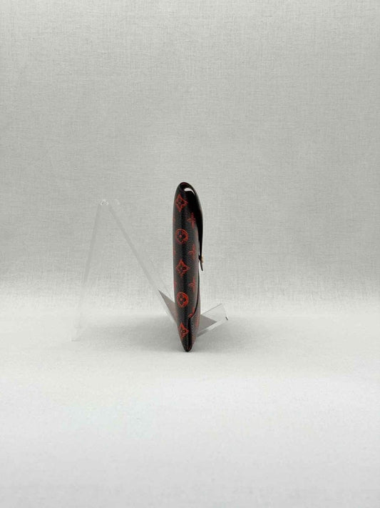 LOUIS VUITTON Black Multicolor Monogram Clutch