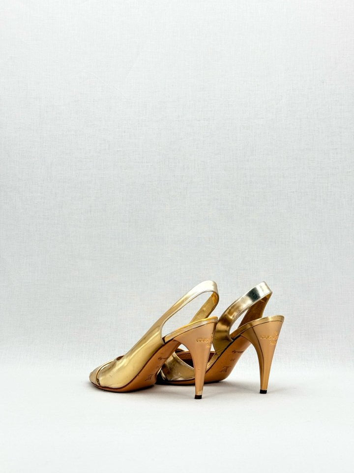 LOUIS VUITTON Criss-Cross Gold Size EU 38 Slingbacks