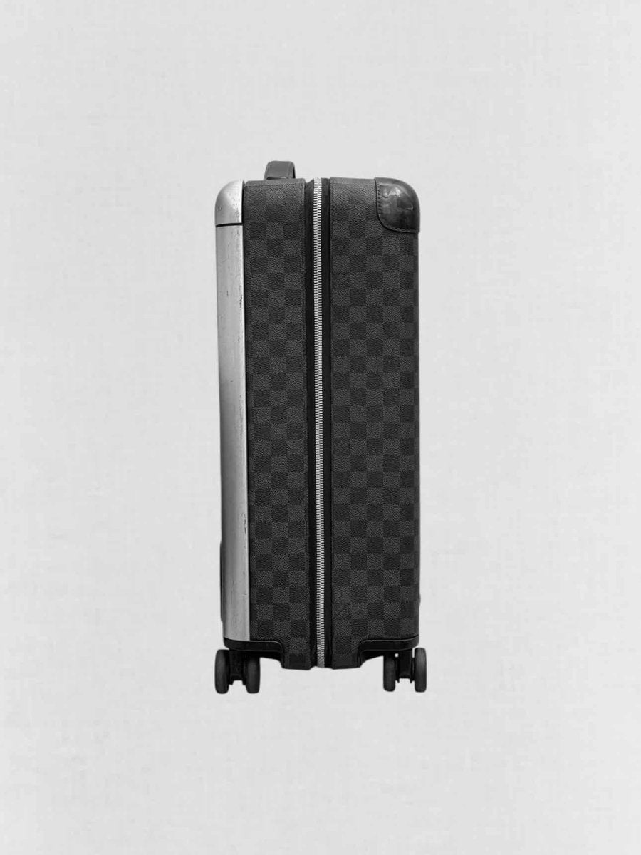 LOUIS VUITTON Horizon Grey Rolling Luggage