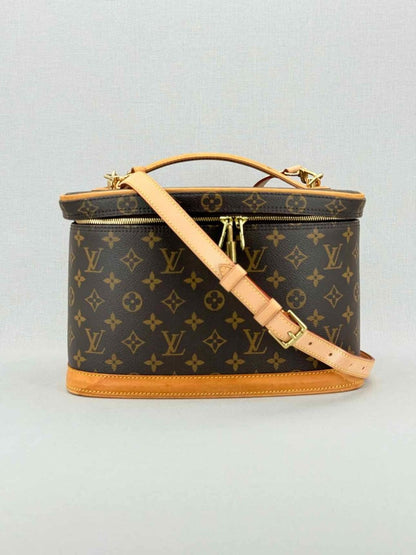 LOUIS VUITTON Nice Brown Monogram Vanity Case