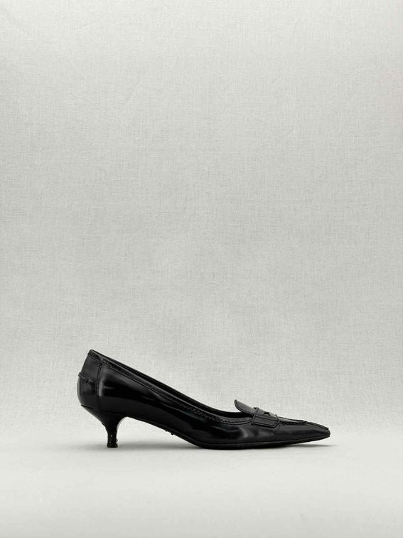 PRADA Black Size EU 37 Pumps