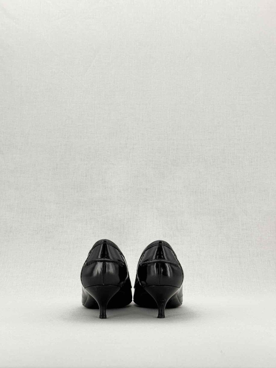 PRADA Black Size EU 37 Pumps