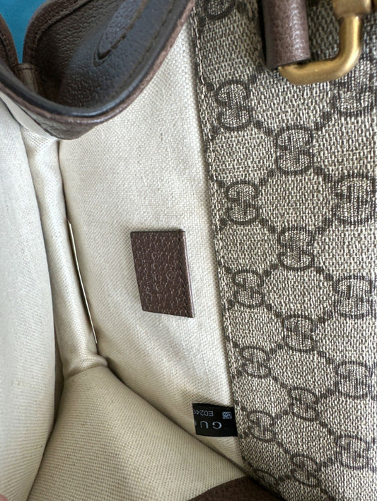 Gucci Neo   messenger bag