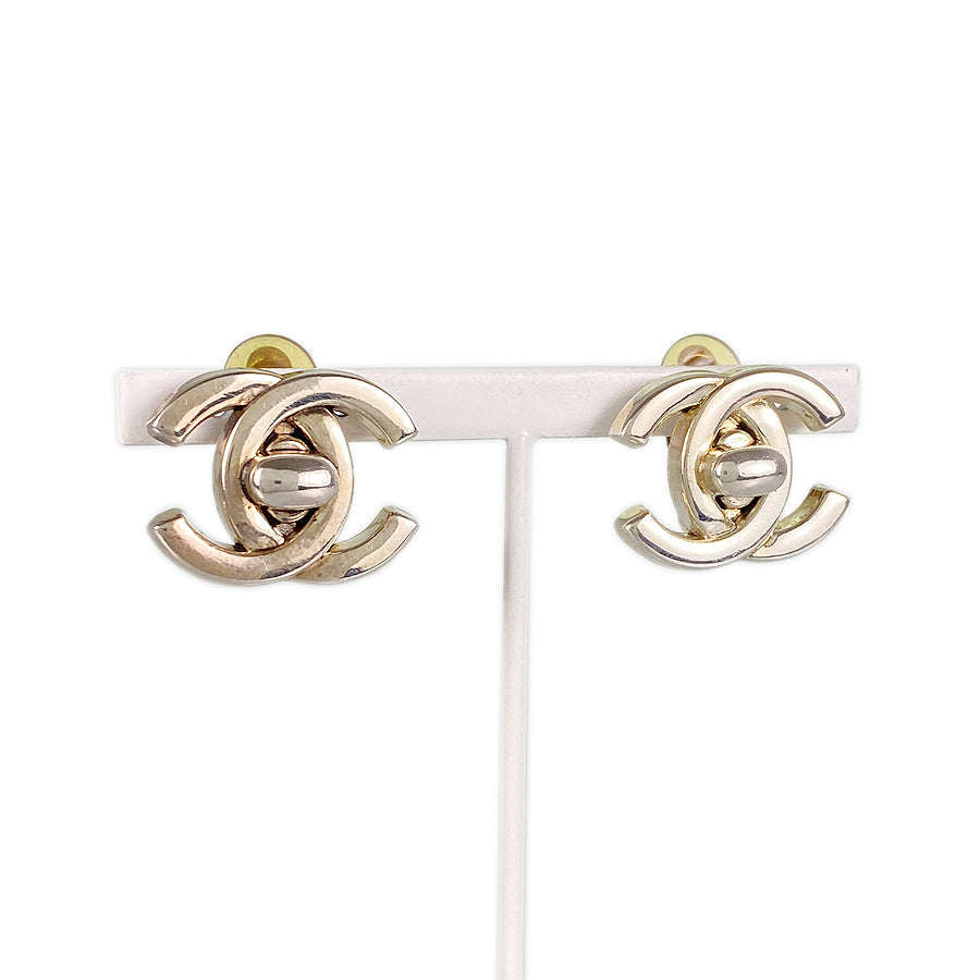 CHANEL Chanel COCO Mark Turnlock Earring