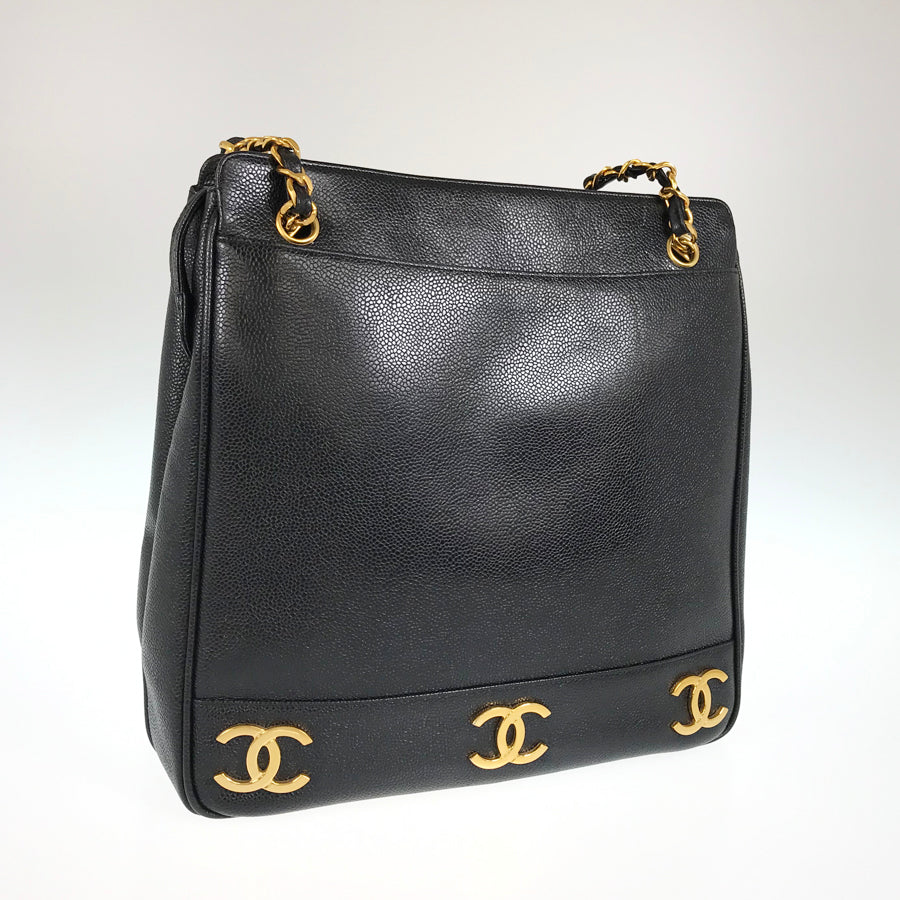 CHANEL Gold Hardware Shoulder Bag