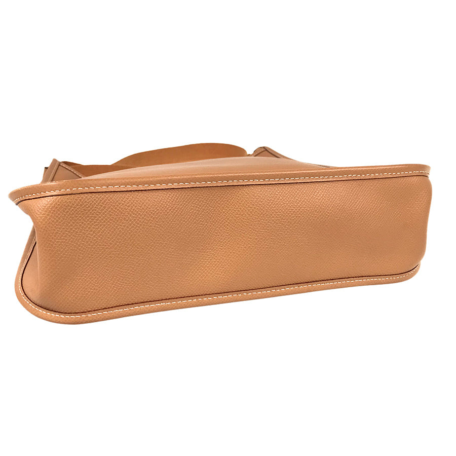 HERMES ?A Made in 1997 Gold Hardware Shoulder Bag
