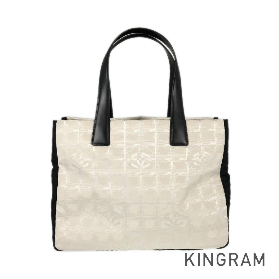 CHANEL New travel line Tote bag
