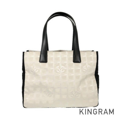 CHANEL New travel line Tote bag