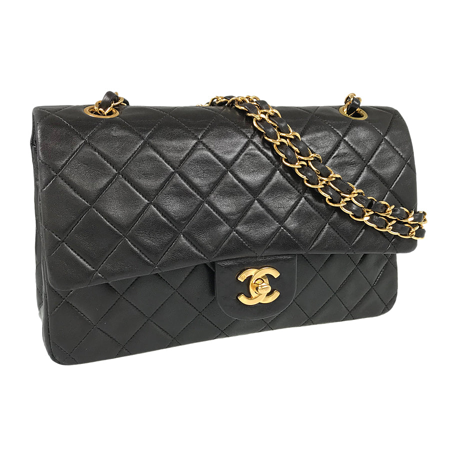 CHANEL Matelasse 25 Shoulder bag
