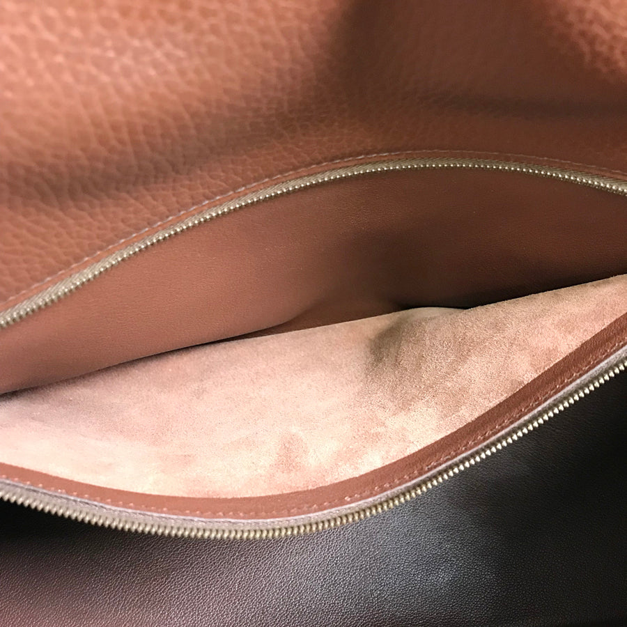 HERMES ?A carved seal made in 1997 2WAY Shoulder Bag Gold Hardware Handbag