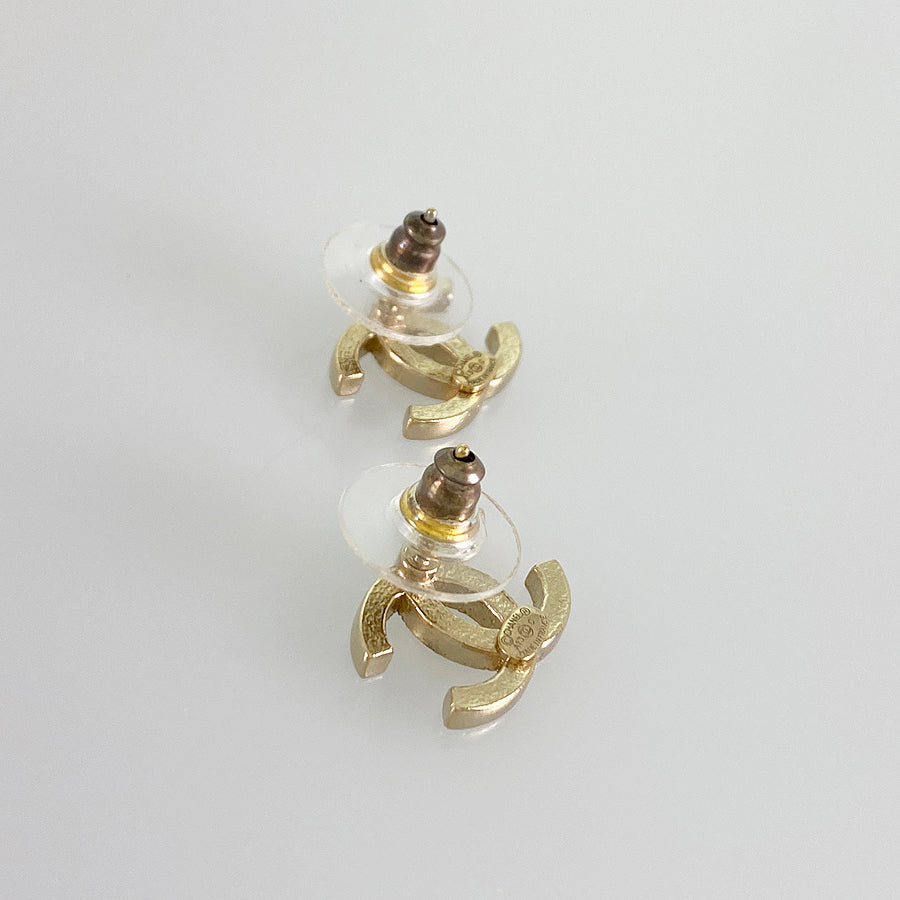 CHANEL Earring