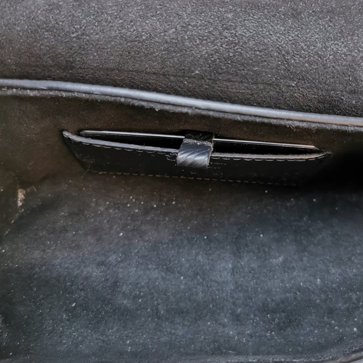Louis Vuitton Twist PM Black Epi
