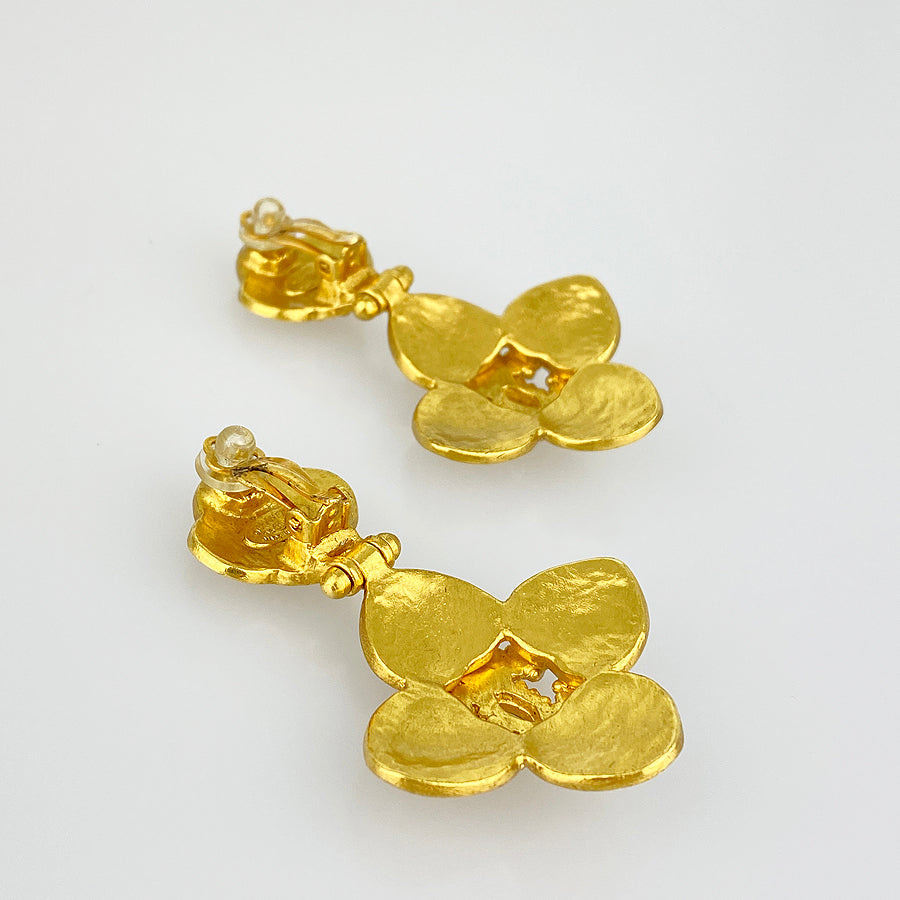 CHANEL Earring