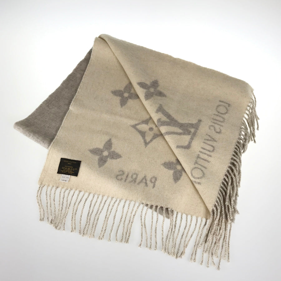 LOUIS VUITTON M71126 Women's Scarf
