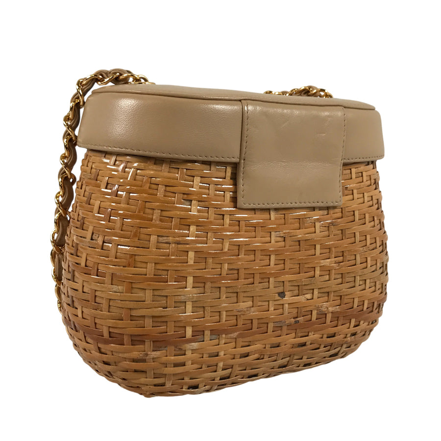 CHANEL Shoulder bag