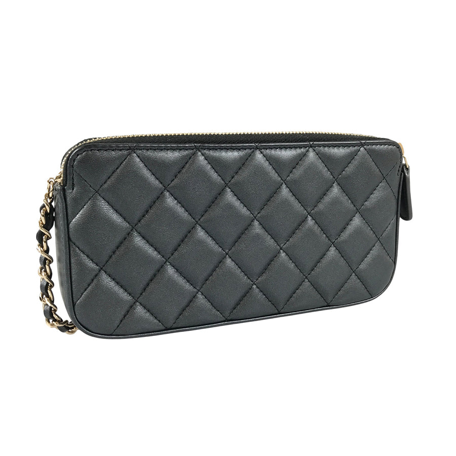 CHANEL Matelasse Wallet bag