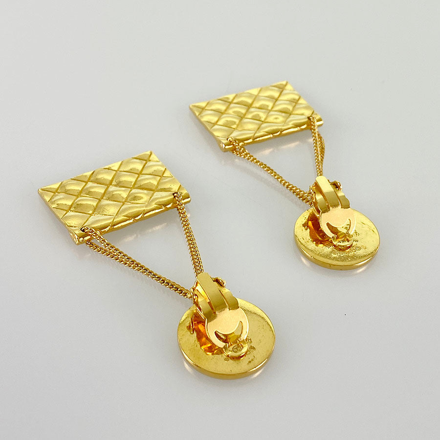 CHANEL Earring