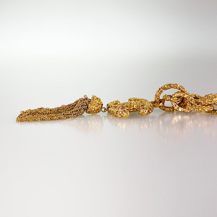CHANEL Long necklace