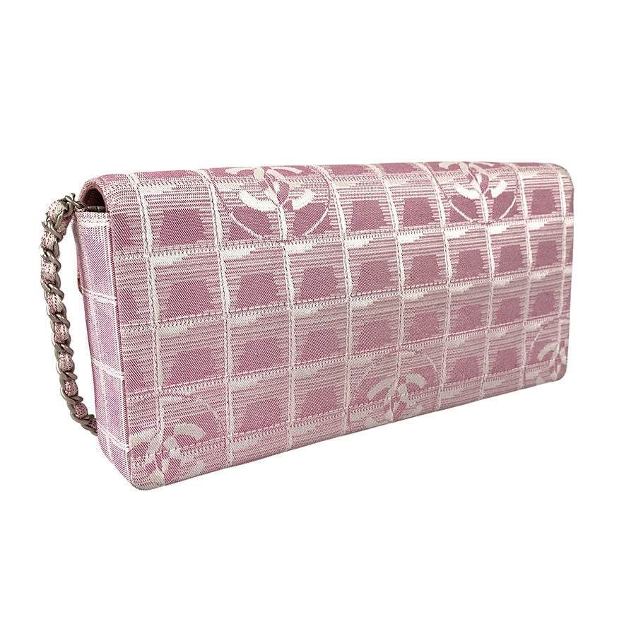 CHANEL New Travel Chocolate bar Shoulder bag