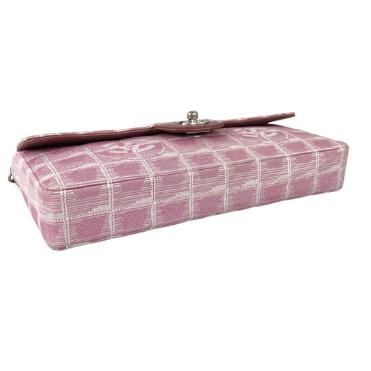 CHANEL New Travel Chocolate bar Shoulder bag